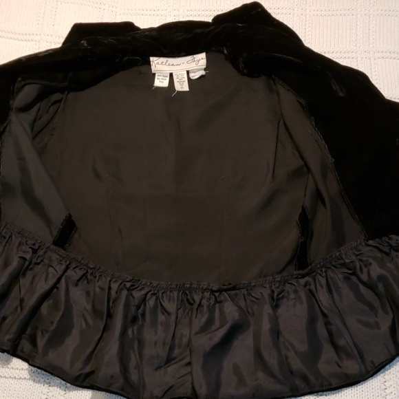 Vintage velvet jacket - Picture 5 of 8